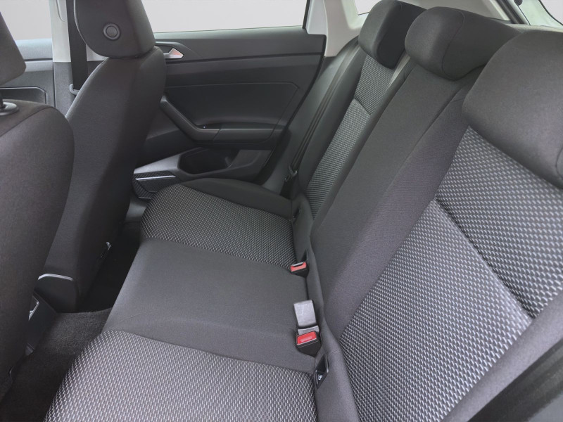 Bild 14: Volkswagen Polo 1.0 MPI PDC LED SITZHZG DAB+