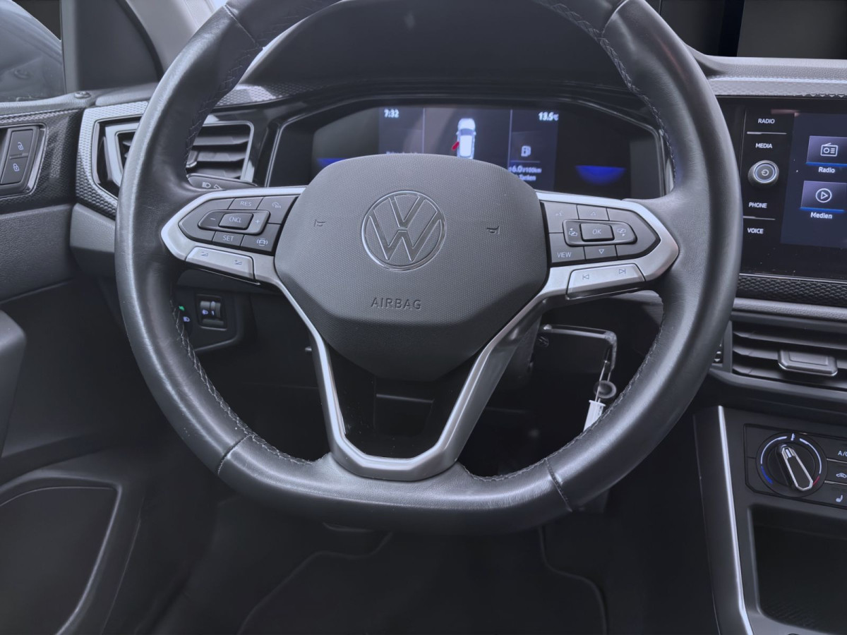 Thumb 11: Volkswagen Polo 1.0 MPI LIFE NAVI PDC SITZHZG KLIMA