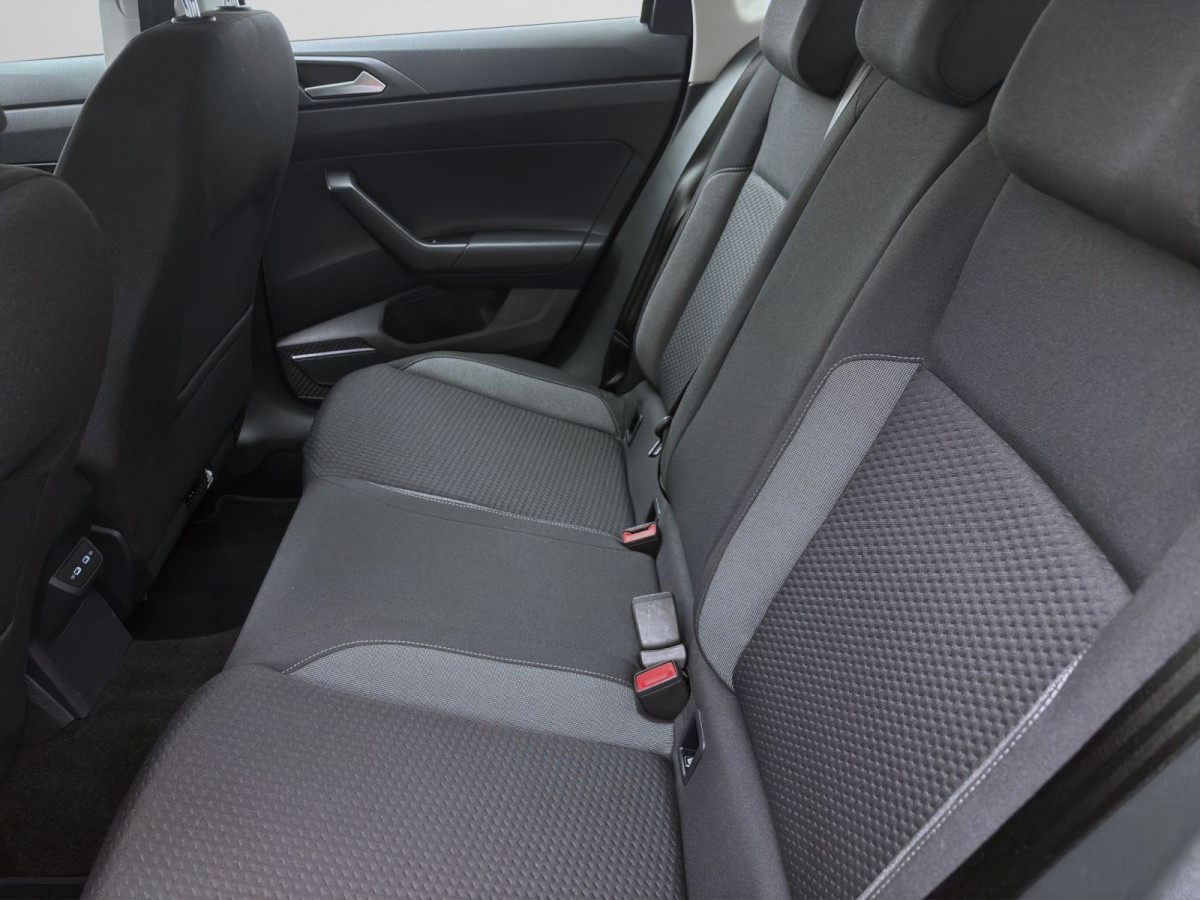 Thumb 14: Volkswagen Polo 1.0 MPI LIFE NAVI PDC SITZHZG KLIMA