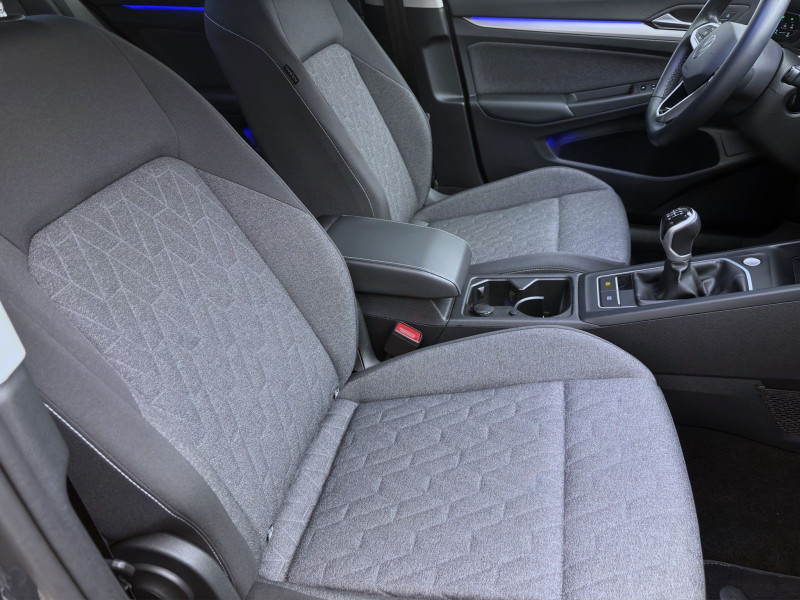 Bild 15: Volkswagen Golf 1.5 TSI MOVE PDC LED SITZHZG DAB+