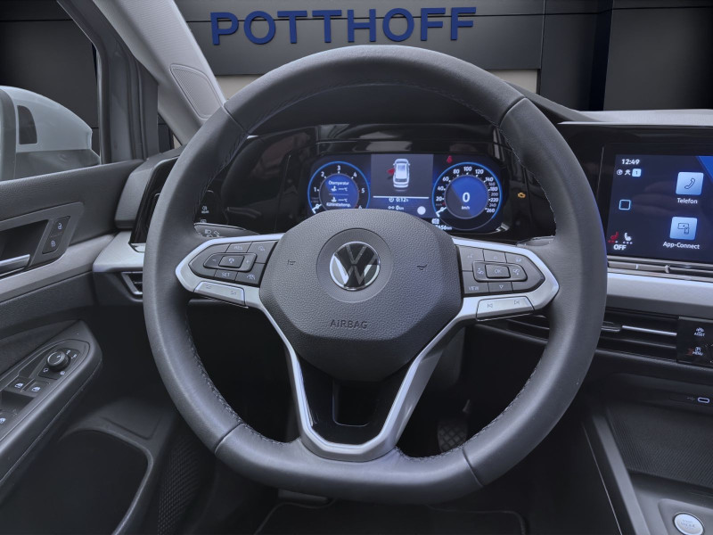 Bild 9: Volkswagen Golf Variant 2.0 TDI LIFE PANO AHK NAVI SITZHZG