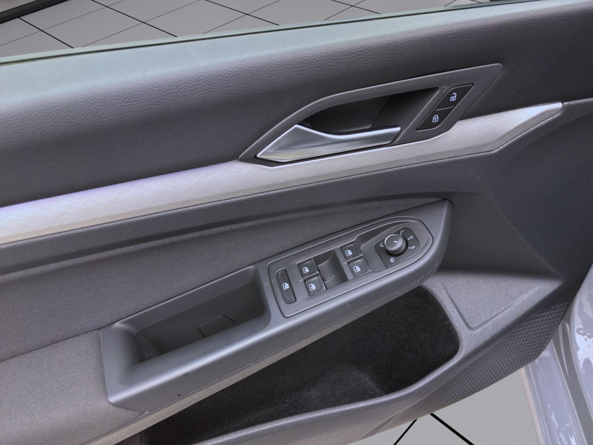 Thumb 8: Volkswagen Golf Variant 2.0 TDI LIFE PANO AHK NAVI SITZHZG