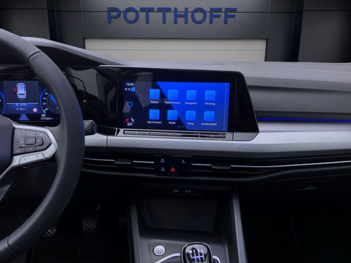 Thumb 12: Volkswagen Golf Variant 2.0 TDI LIFE PANO AHK NAVI SITZHZG