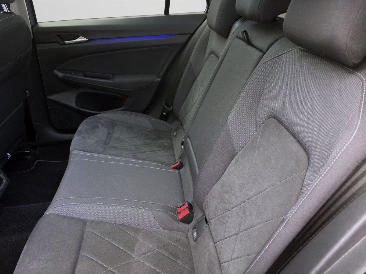 Thumb 13: Volkswagen Golf Variant 2.0 TDI LIFE PANO AHK NAVI SITZHZG