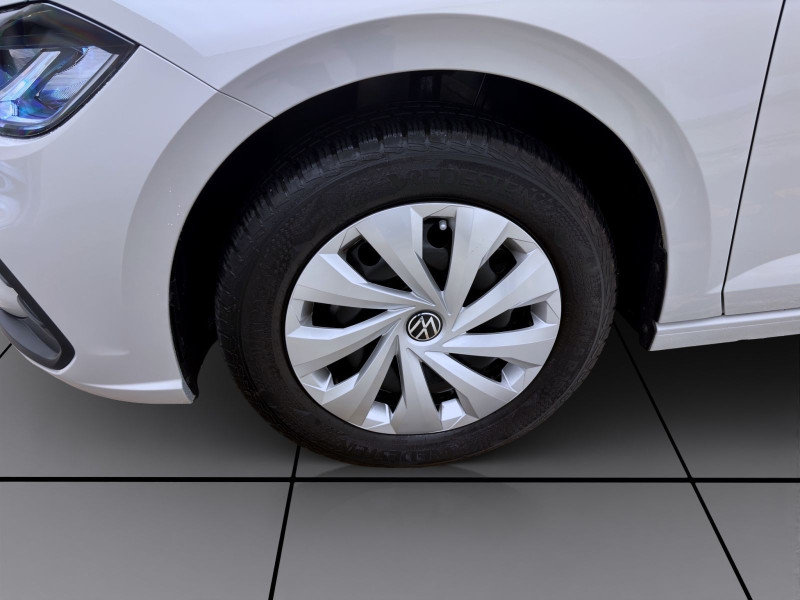 Bild 7: Volkswagen Polo 1.0 MPI LIFE NAVI PDC LED DAB+