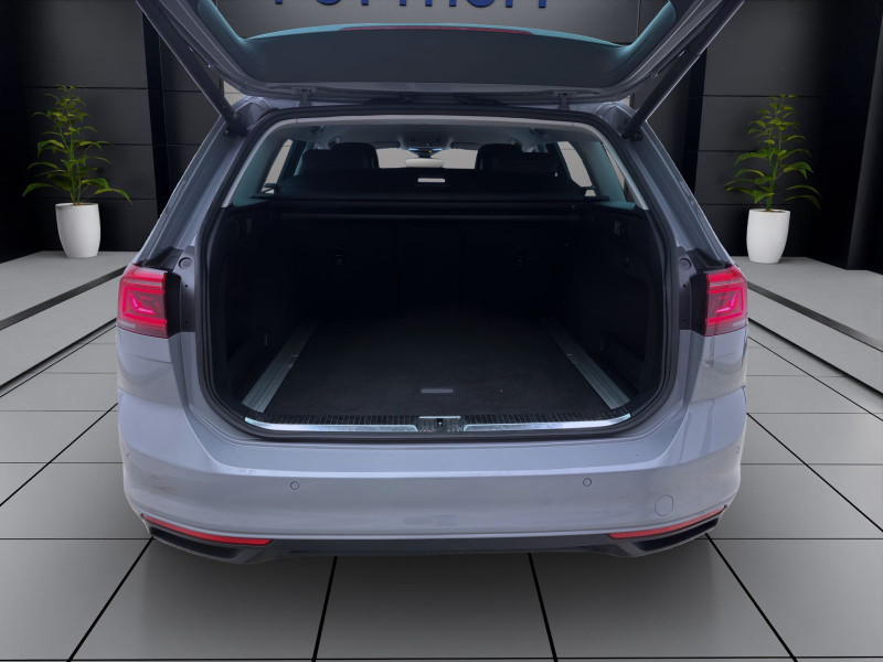 Bild 3: Volkswagen Passat Variant 2.0 TDI DSG BUSINESS NAVI KAMERA PDC IQ.LIGHT
