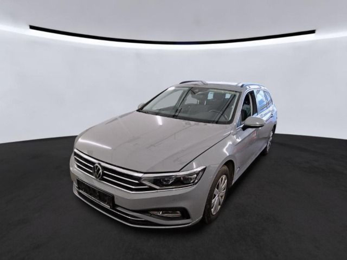 Thumb 0: Volkswagen Passat Variant 2.0 TDI DSG BUSINESS NAVI KAMERA PDC IQ.LIGHT