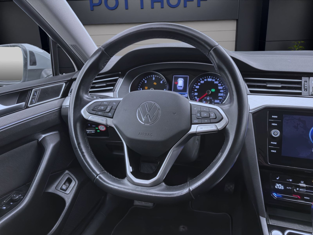 Thumb 10: Volkswagen Passat Variant 2.0 TDI DSG BUSINESS NAVI KAMERA PDC IQ.LIGHT