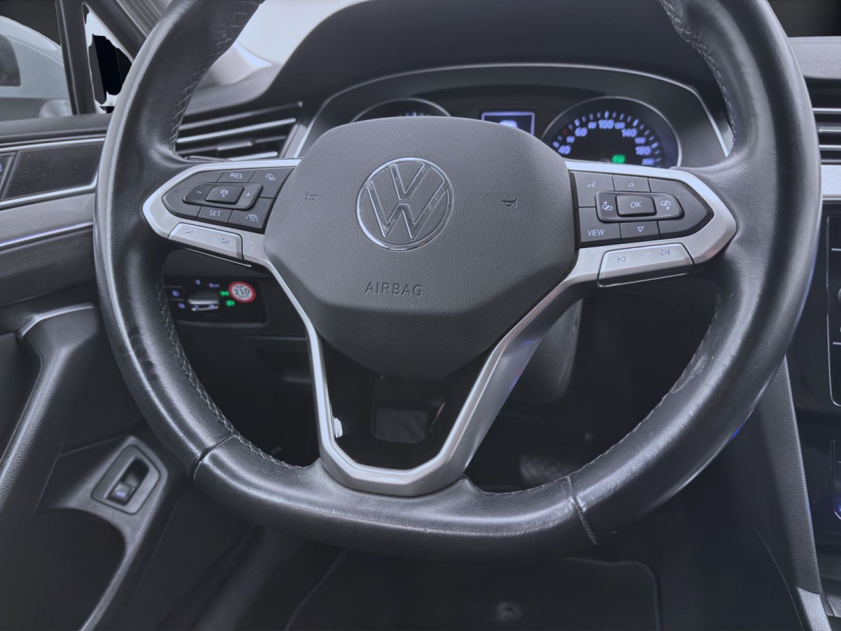 Thumb 11: Volkswagen Passat Variant 2.0 TDI DSG BUSINESS NAVI KAMERA PDC IQ.LIGHT