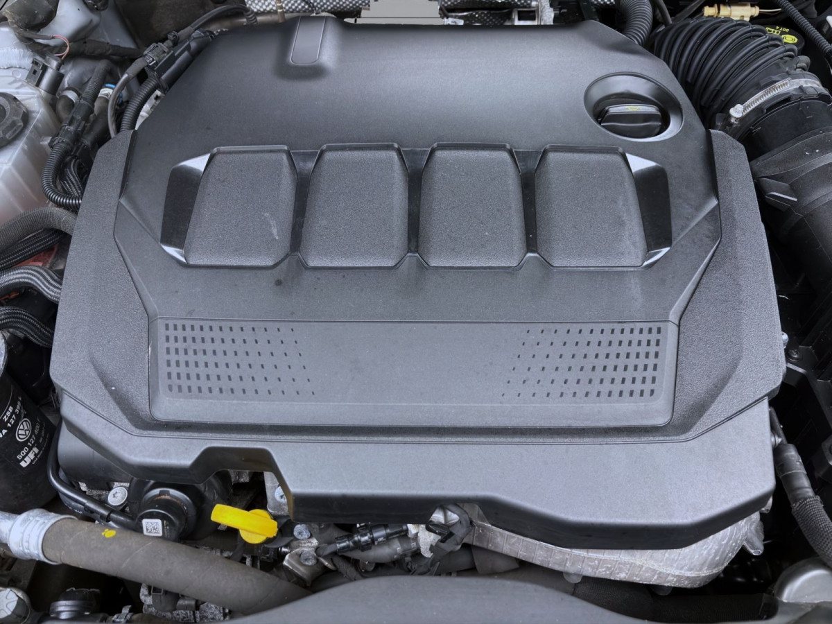 Thumb 17: Volkswagen Passat Variant 2.0 TDI DSG BUSINESS NAVI KAMERA PDC IQ.LIGHT