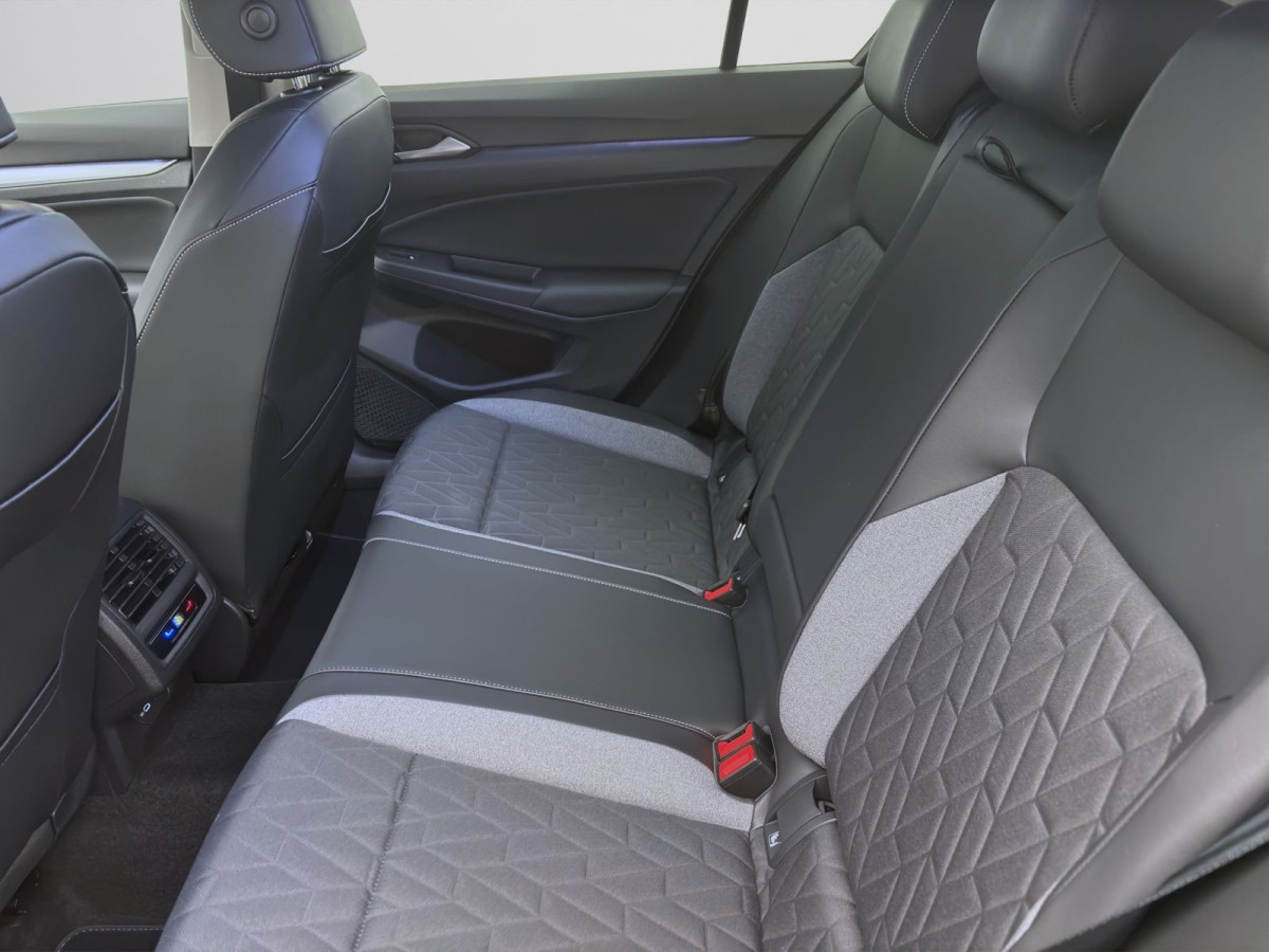 Thumb 14: Volkswagen Golf 1.5 TSI GOAL PDC LED SITZHZG ACC