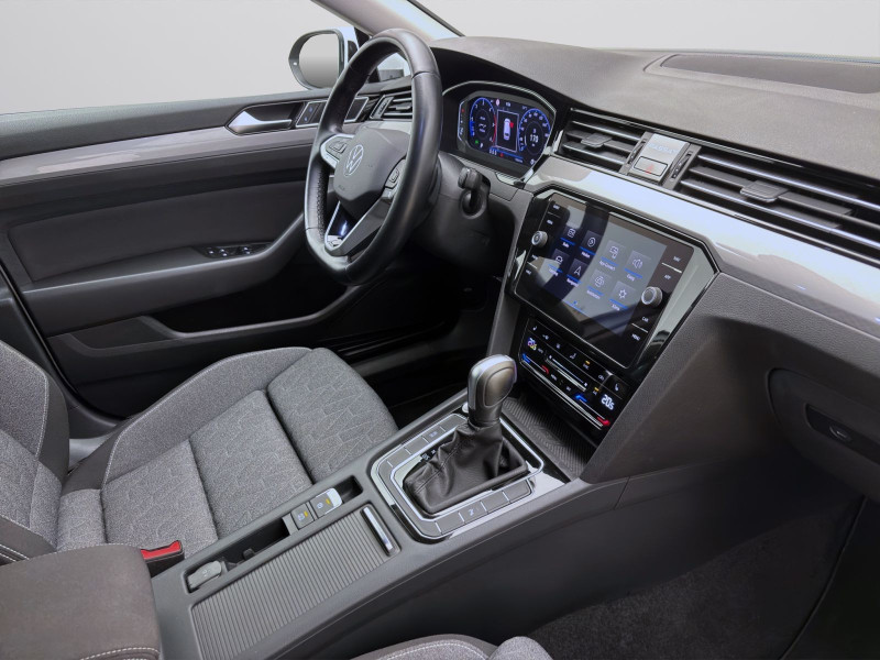 Bild 16: Volkswagen Passat Variant 2.0 TDI DSG BUSINESS NAVI KAMERA LED ACC