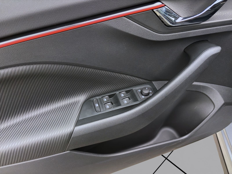 Bild 9: Škoda KAMIQ MONTE CARLO DSG PANO KAM LED SHZ 17" SMARTL