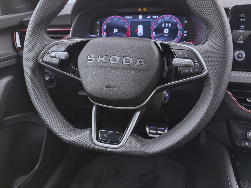 Bild 11: Škoda KAMIQ MONTE CARLO DSG PANO KAM LED SHZ 17" SMARTL