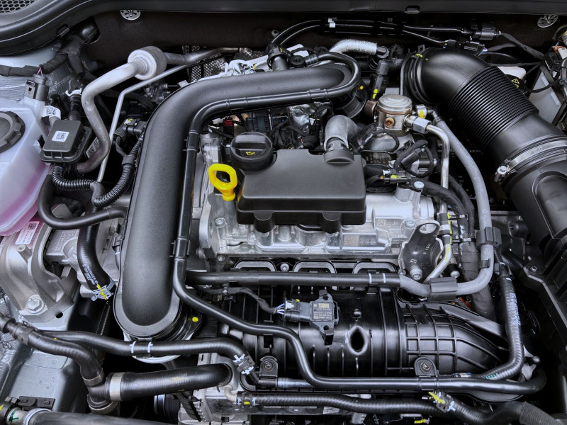 Bild 17: Škoda KAMIQ MONTE CARLO DSG PANO KAM LED SHZ 17" SMARTL