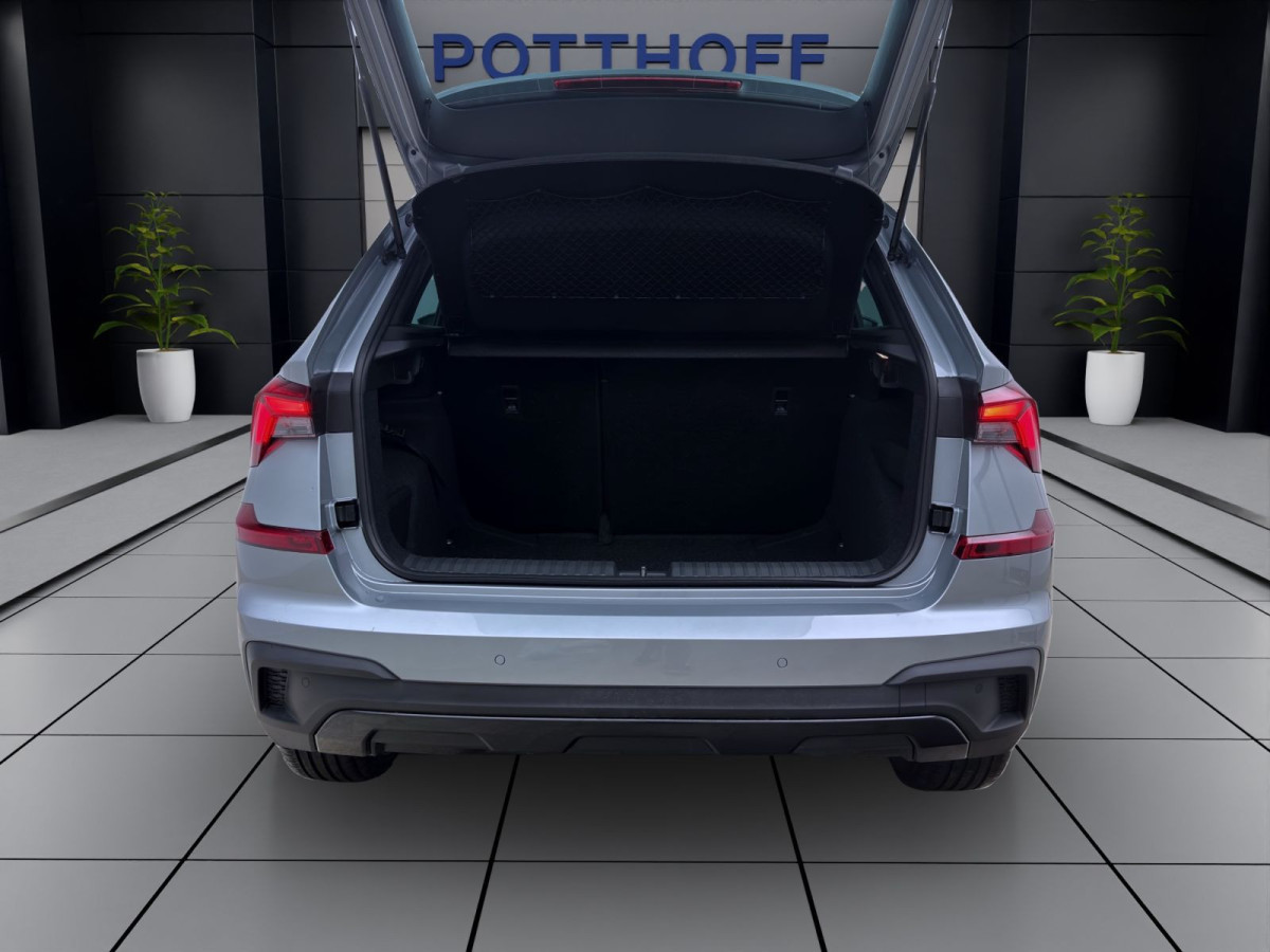 Thumb 3: Škoda KAMIQ MONTE CARLO DSG PANO KAM LED SHZ 17" SMARTL