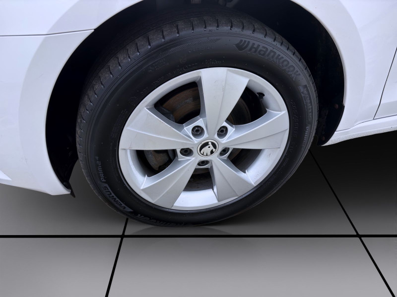 Bild 7: Škoda Octavia Combi 2.0 TDI DSG STYLE NAVI PDC LED SITZHZG