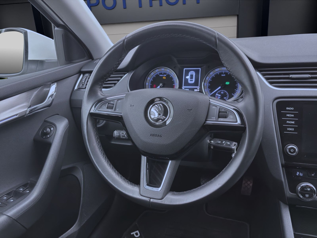 Thumb 10: Škoda Octavia Combi 2.0 TDI DSG STYLE NAVI PDC LED SITZHZG