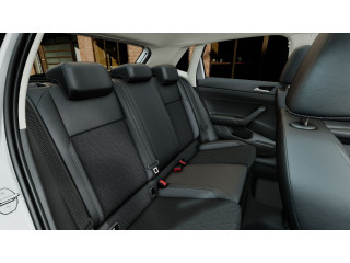 Fahrzeugbild eines Volkswagen Polo in weiß.