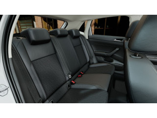 Fahrzeugbild eines Volkswagen Polo in weiß.