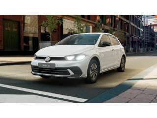 Fahrzeugbild eines Volkswagen Polo in weiß.