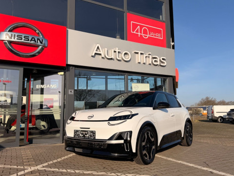 Automodell: Micra in der Farbe weiß