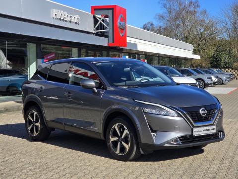 Automodell: Qashqai in der Farbe grau