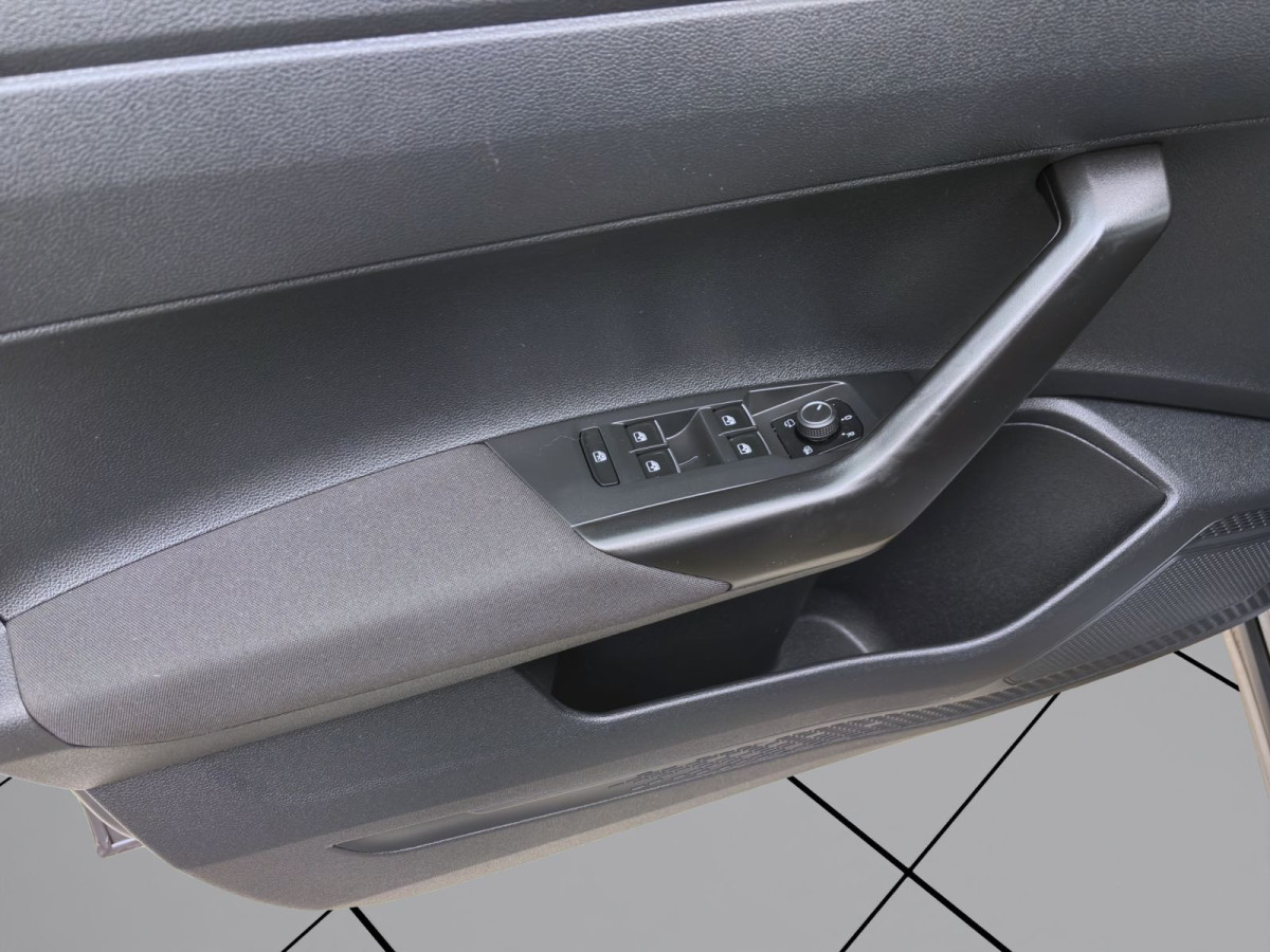 Thumb 9: Volkswagen Taigo 1.5 TSI DSG STYLE KAMERA IQ.LIGHT PDC SITZHZG