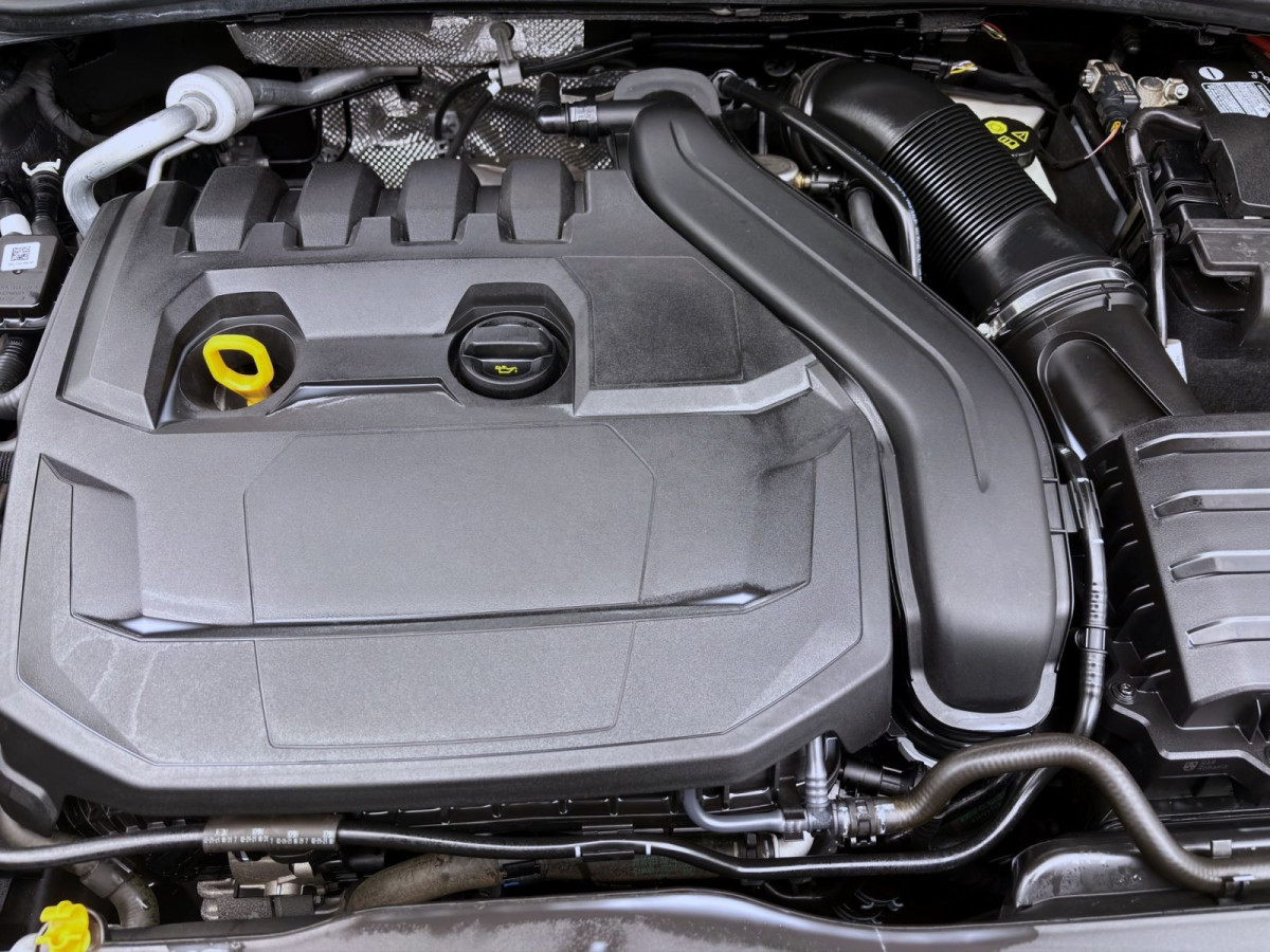 Thumb 17: Volkswagen Taigo 1.5 TSI DSG STYLE KAMERA IQ.LIGHT PDC SITZHZG