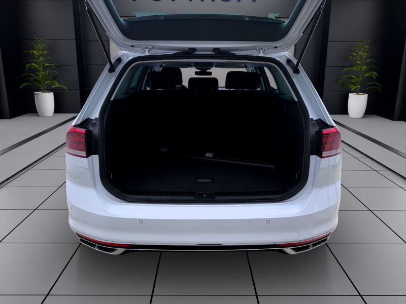 Bild 4: Volkswagen Passat Variant 2.0 TDI DSG R-LINE NAVI KAMERA SITZHZG LED