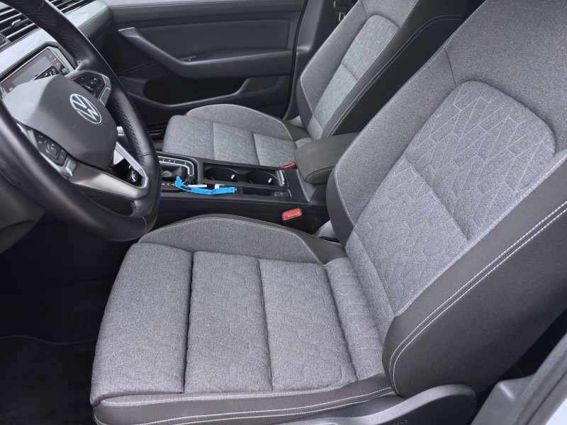 Bild 9: Volkswagen Passat Variant 2.0 TDI DSG R-LINE NAVI KAMERA SITZHZG LED