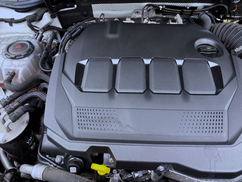 Bild 17: Volkswagen Passat Variant 2.0 TDI DSG R-LINE NAVI KAMERA SITZHZG LED