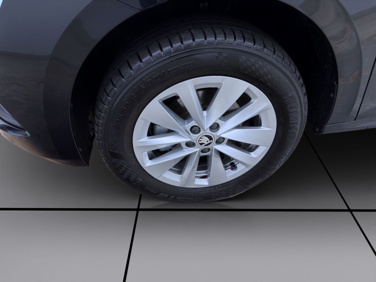 Thumb 7: Škoda Kamiq 1.0 TSI DSG SELECTION KAMERA PDC LED SITZHZG