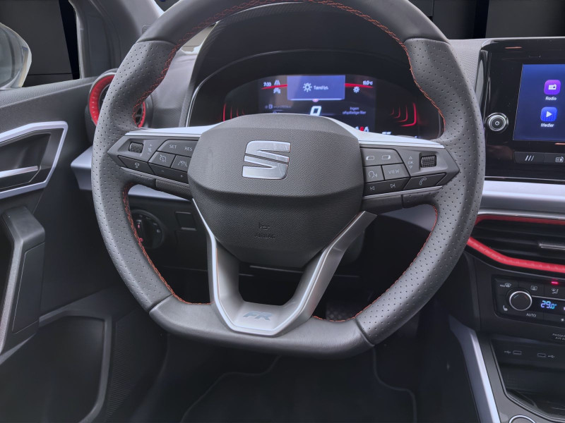 Bild 11: Seat Arona 1.0 TSI DSG FR KAMERA SITZHZG KLIMA LED