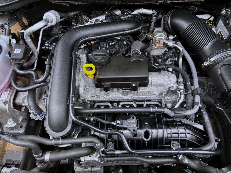 Bild 17: Seat Arona 1.0 TSI DSG FR KAMERA SITZHZG KLIMA LED