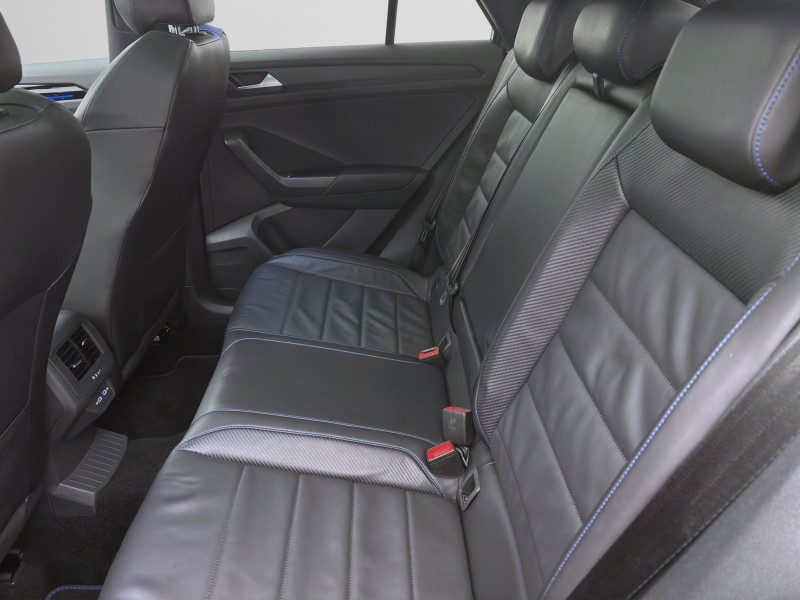 Bild 14: Volkswagen T-Roc 2.0 TSI DSG 4M R PANO IQ.LIGHT AHK NAVI