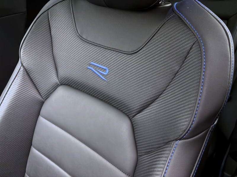 Bild 17: Volkswagen T-Roc 2.0 TSI DSG 4M R PANO IQ.LIGHT AHK NAVI