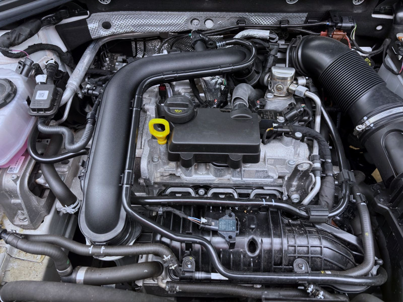 Bild 17: Volkswagen T-Roc 1.0 TSI R-LINE AHK PDC SHZG KLIMA ACC