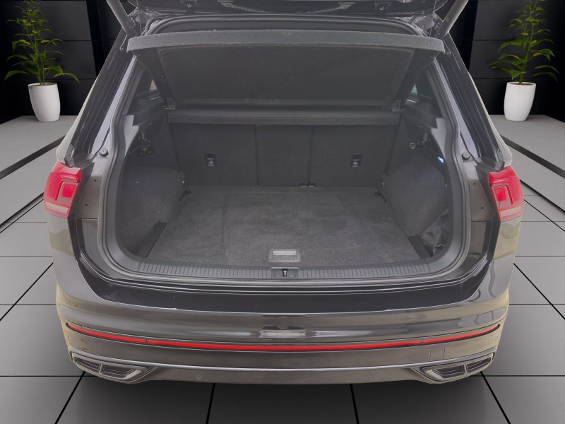 Bild 3: Volkswagen Tiguan 2.0 TDI DSG R-LINE NAVI AHK KAMERA KLIMA