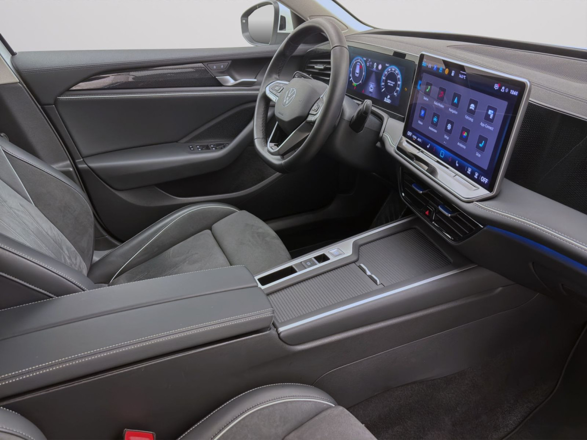 Thumb 16: Volkswagen Passat Variant 2.0 TDI DSG BUSINESS NAVI AHK KAMERA SHZG