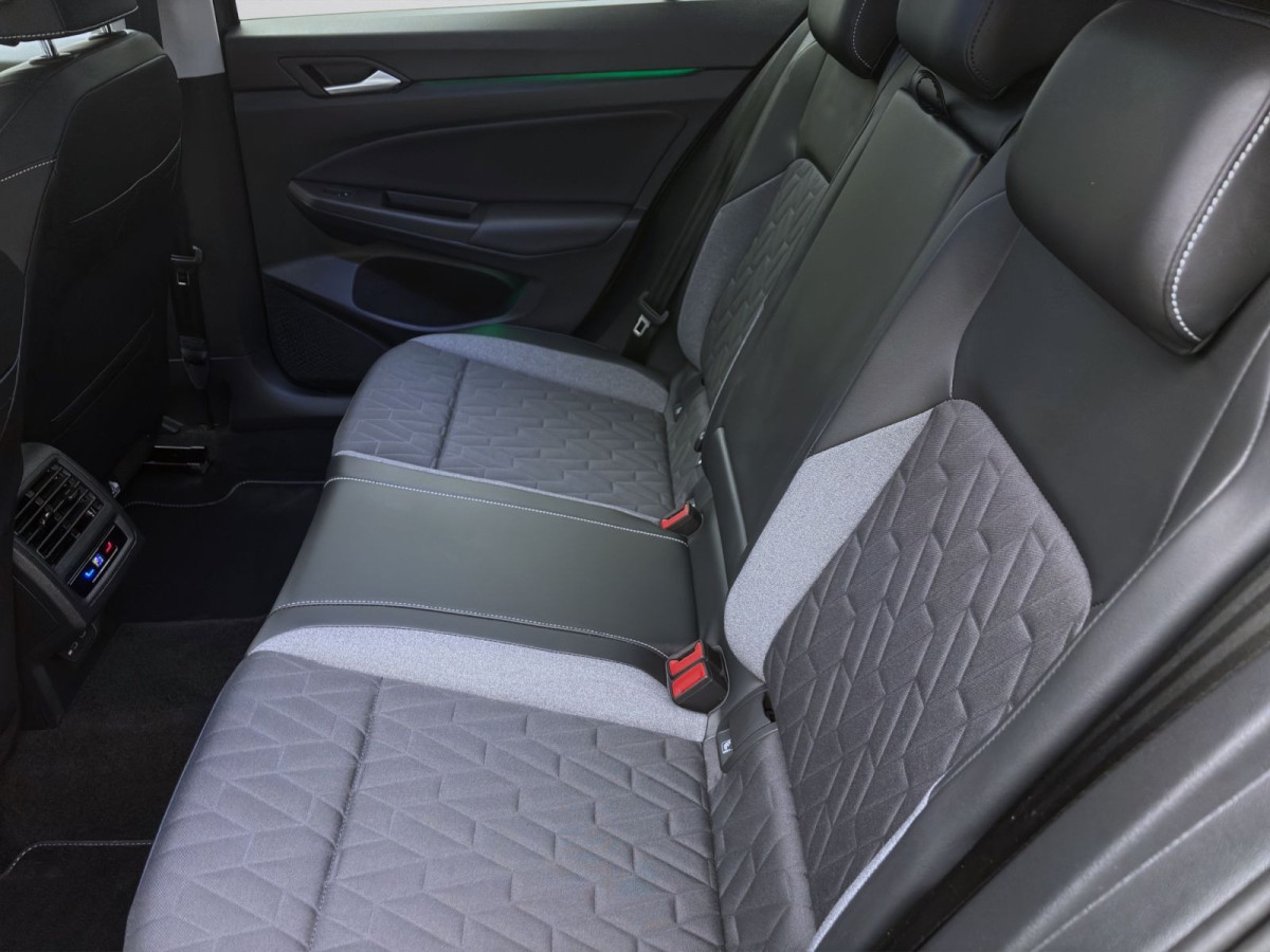 Thumb 14: Volkswagen Golf Variant 1.5 eTSI DSG GOAL KAMERA SITZHZG PDC KLIMA