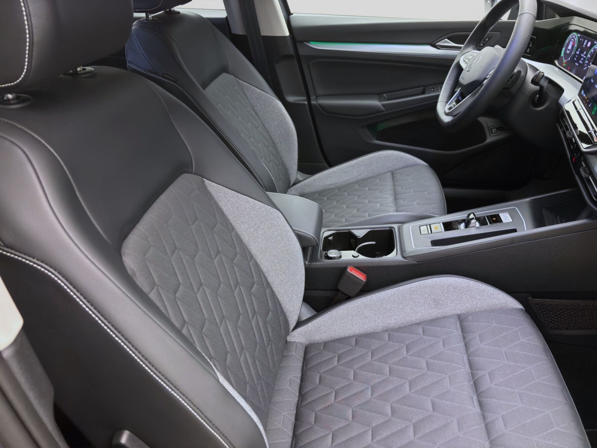 Thumb 15: Volkswagen Golf Variant 1.5 eTSI DSG GOAL KAMERA SITZHZG PDC KLIMA