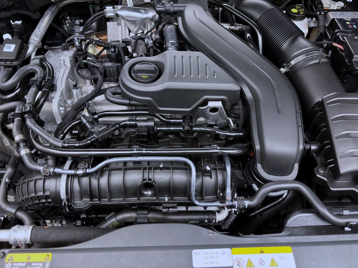 Thumb 17: Volkswagen Golf Variant 1.5 eTSI DSG GOAL KAMERA SITZHZG PDC KLIMA