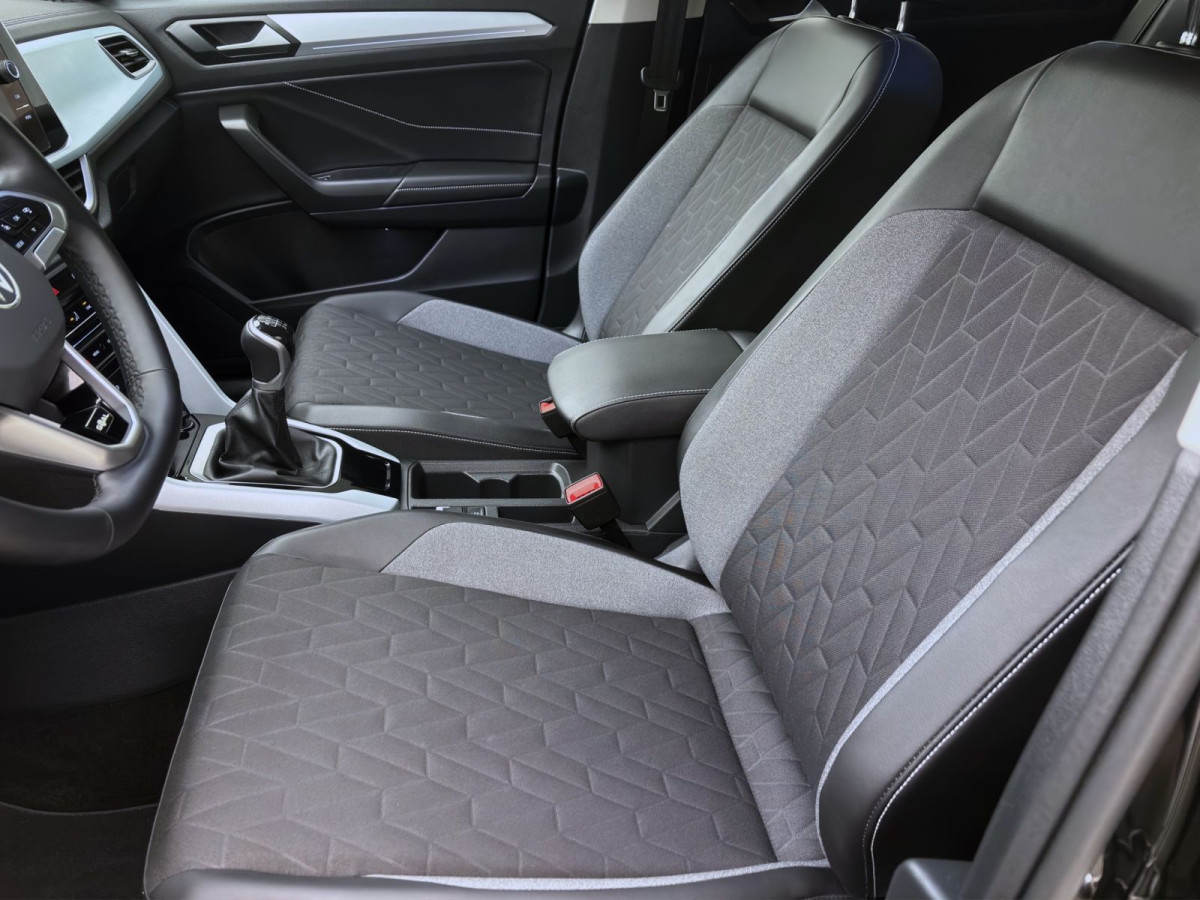 Thumb 8: Volkswagen T-Roc 1.0 TSI GOAL NAVI PDC LED SITZHZG
