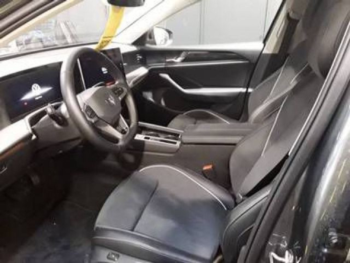 Thumb 2: Volkswagen Passat Variant 1.5 TSI eHybrid DSG BUSINESS AHK NAVI KAMERA HuD