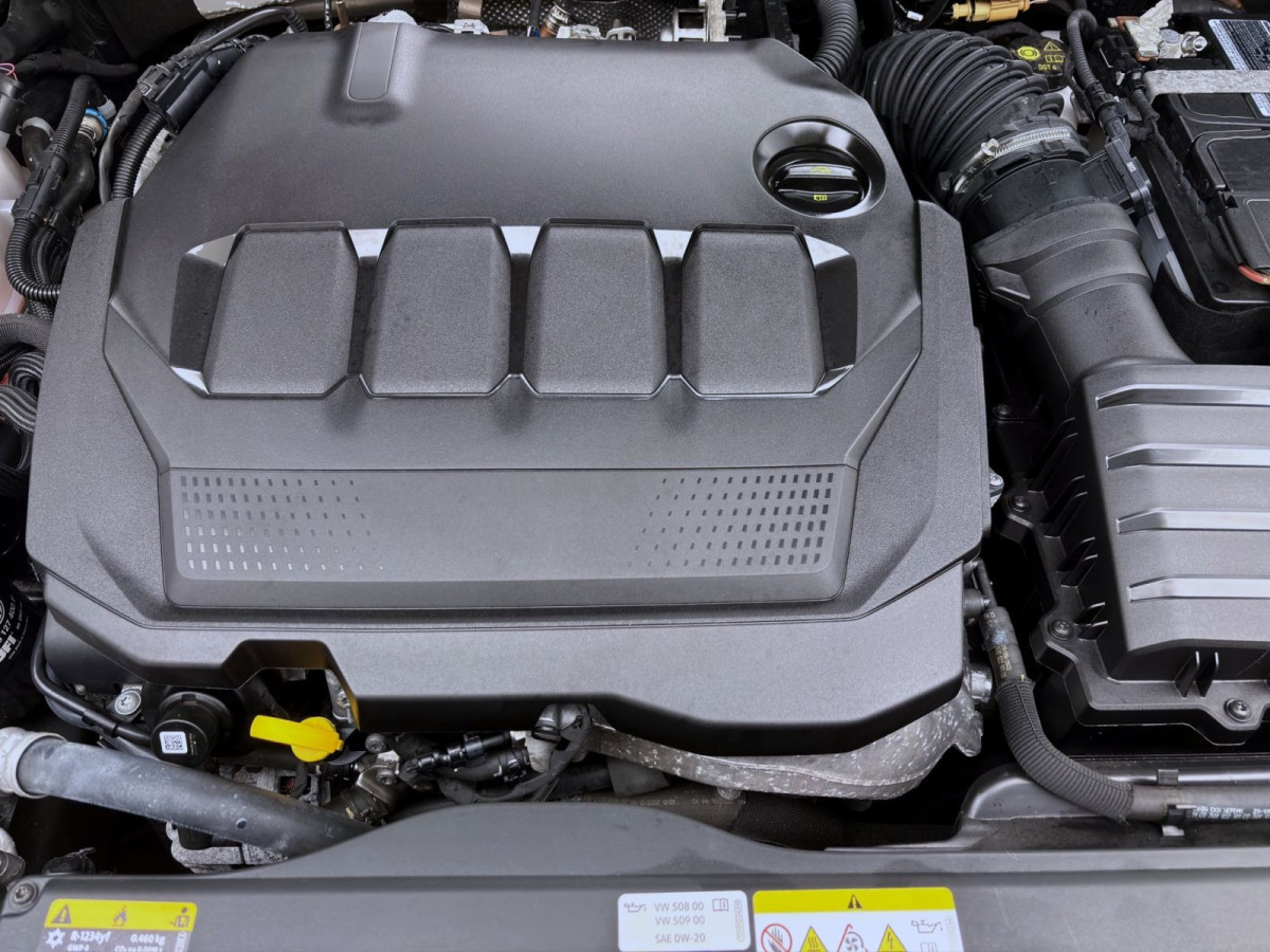 Thumb 17: Volkswagen Golf Variant 2.0 TDI DSG STYLE NAVI PDC LED SITZHZG