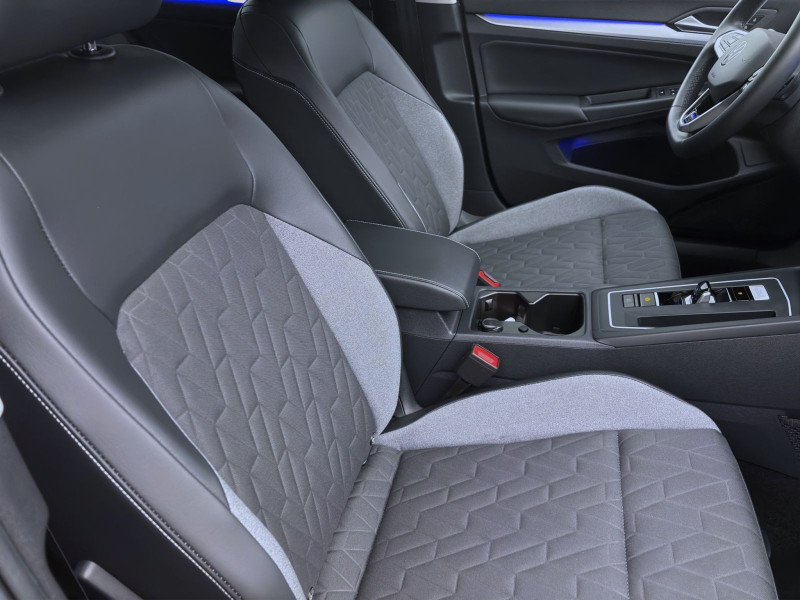 Bild 14: Volkswagen Golf 1.5 eTSI DSG GOAL AHK KAMERA NAVI PDC