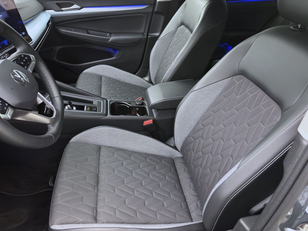 Thumb 8: Volkswagen Golf 1.5 eTSI DSG GOAL AHK KAMERA NAVI PDC