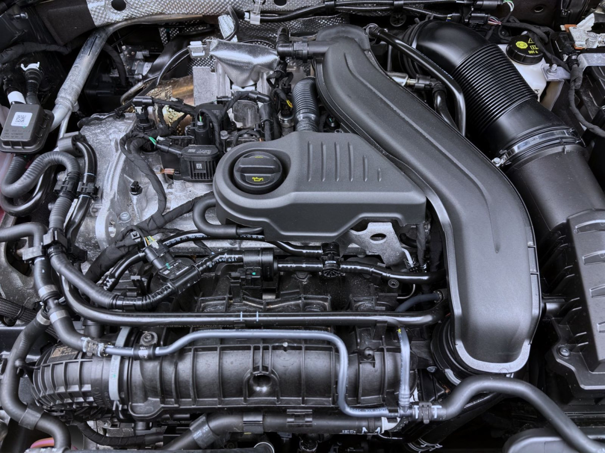 Thumb 16: Volkswagen Golf 1.5 eTSI DSG GOAL AHK KAMERA NAVI PDC