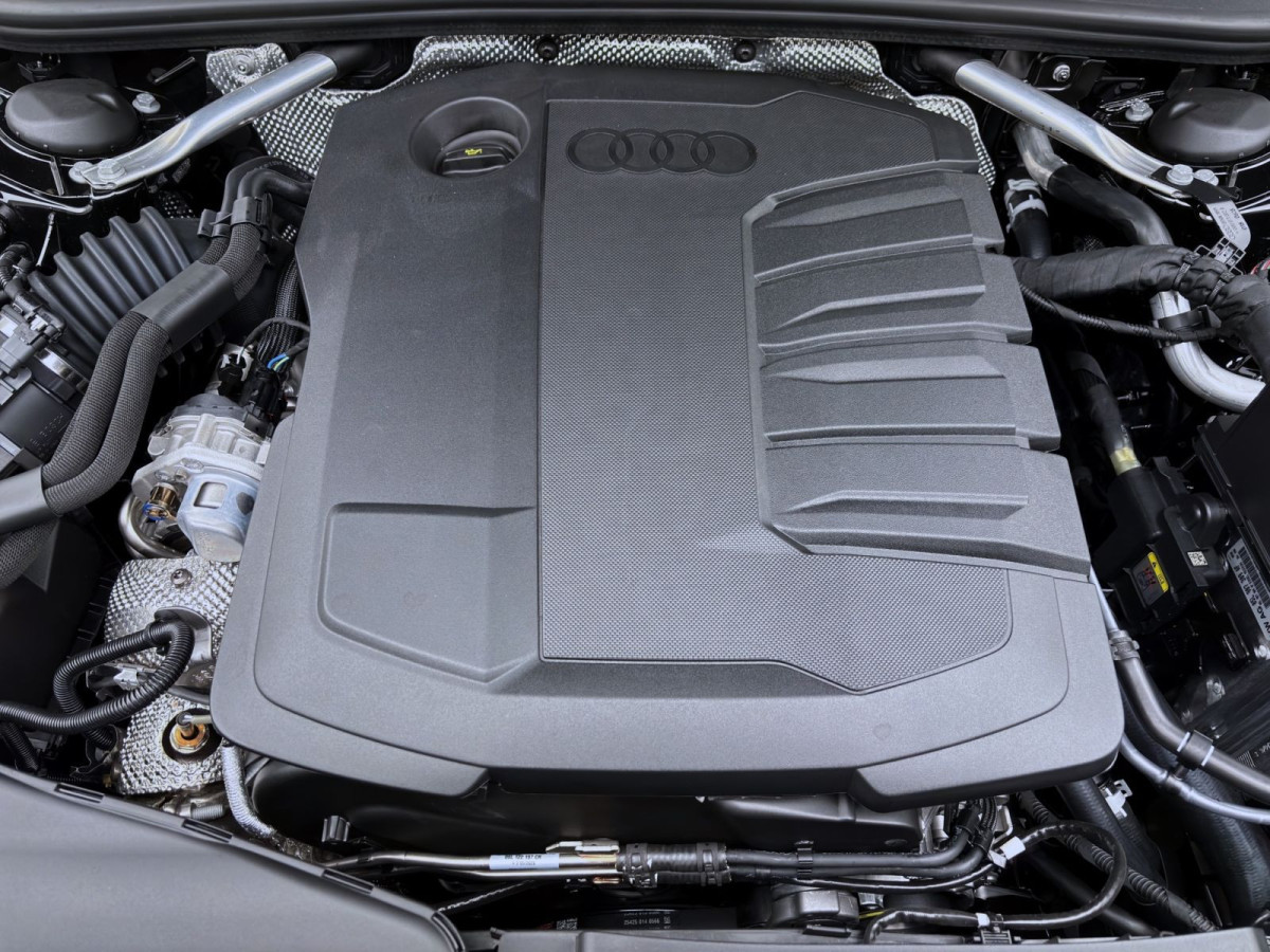 Thumb 18: Audi A5 Avant TDI Q S LINE AHK HUD LM19 MEMORY